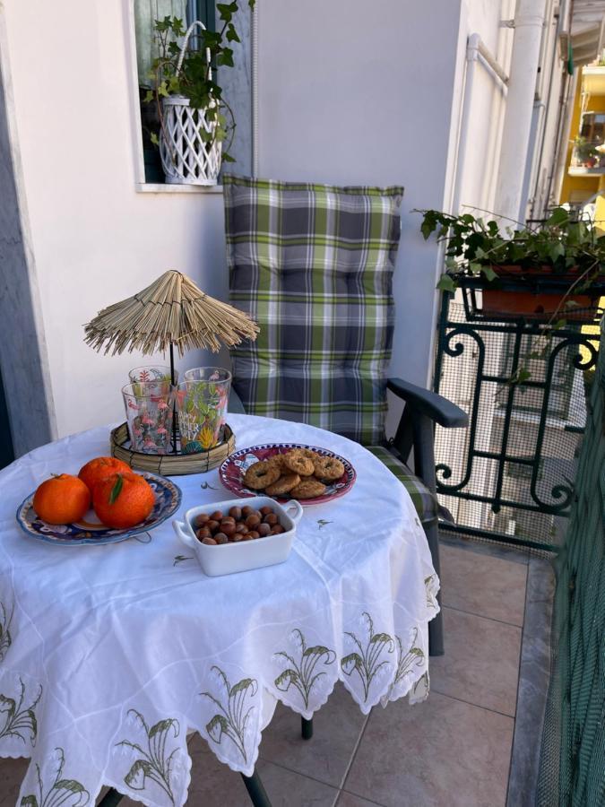 A Casa Di Stella Lejlighed Salerno Eksteriør billede